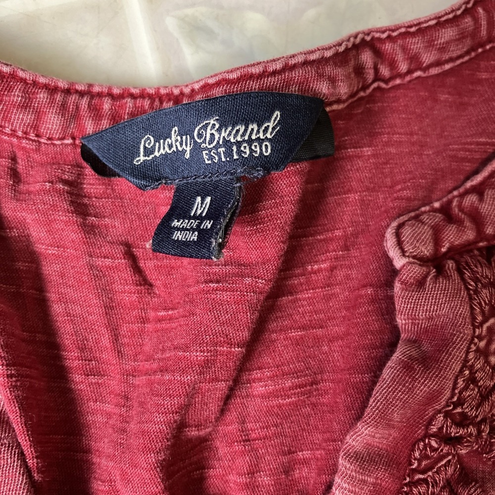 LUCKY BRAND Sz medium Brick Red‎ Peasant Top Crochet Accents Boho Cowboy Loose - Picture 3 of 4